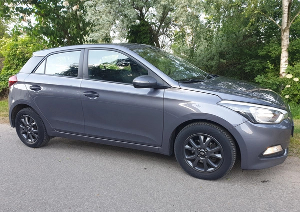 Hyundai i20 cena 34900 przebieg: 88000, rok produkcji 2017 z Szamotuły małe 667